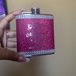 Girls Night Out Las Vegas Flask!!😍 never used